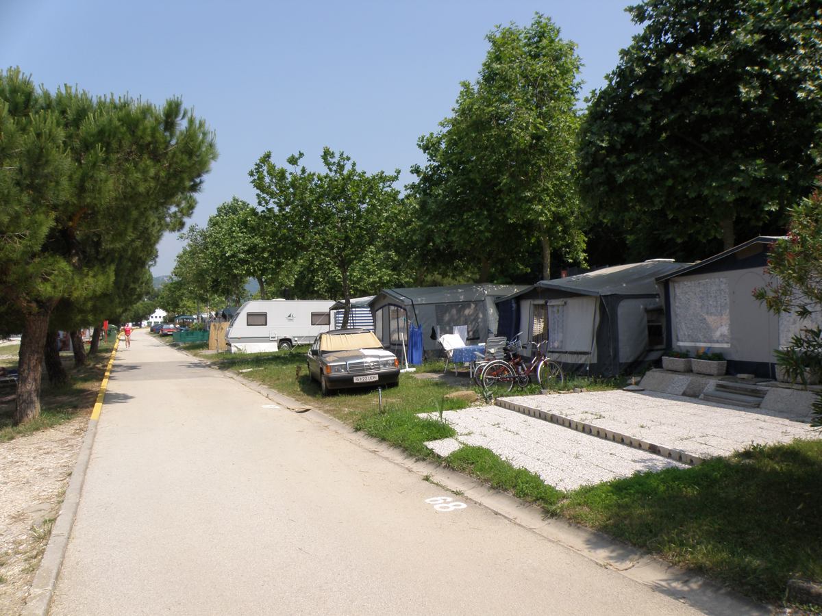 Lucija: Ker jima ni bil dovoljen vstop z avtomobilom, sta 43-letnica in 47-letnik povzročala težave v kampu