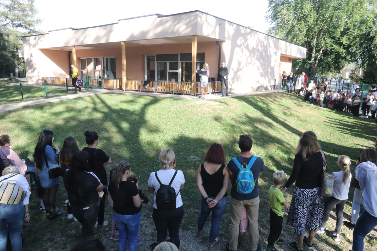 (FOTO) Končno so vsi otroci združeni v vrtcu Brezje. "Razmere so idealne," pravi ravnateljica