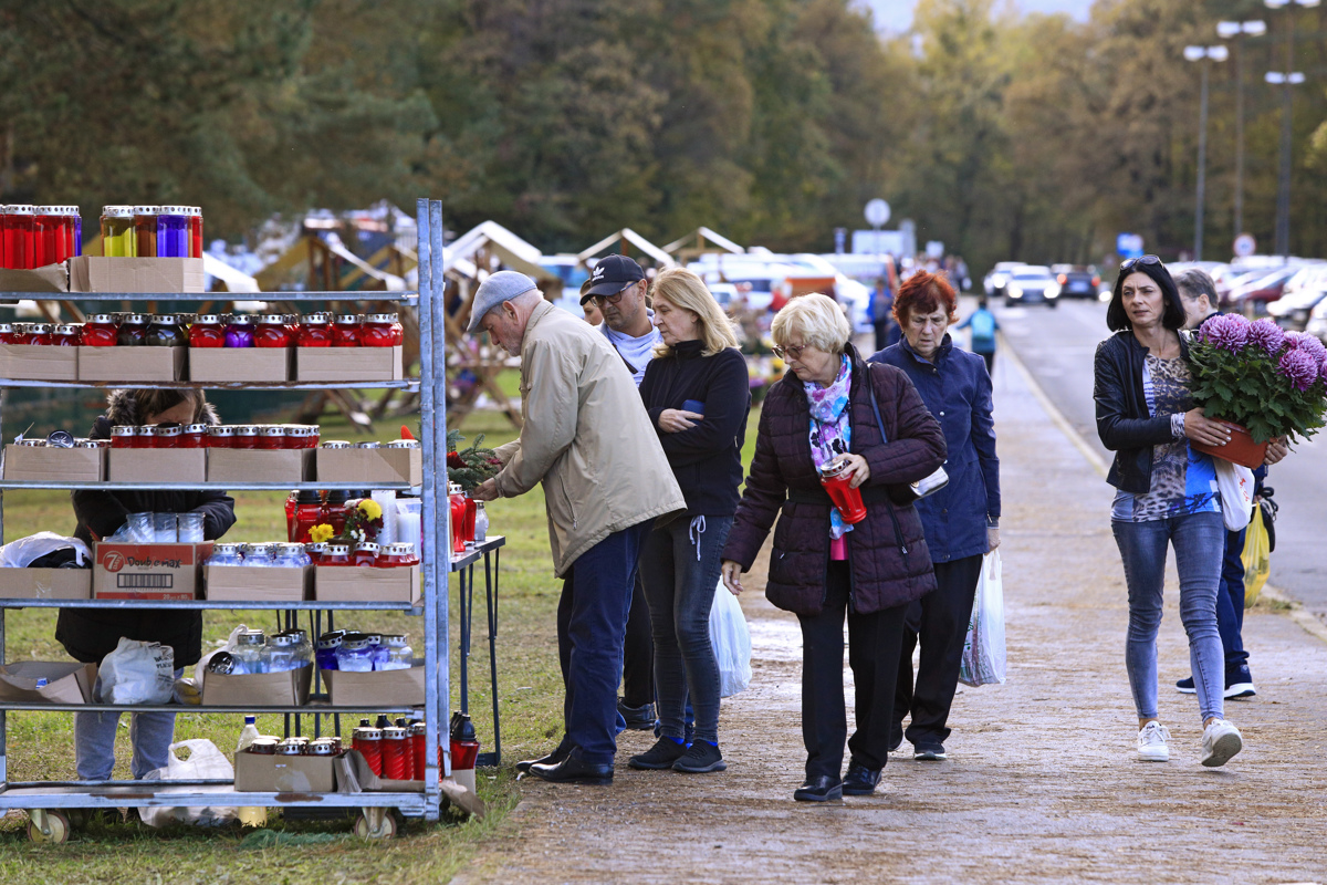(FOTO) Tako smo počastili spomin na pokojne