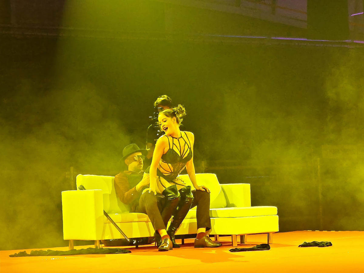 (FOTOGALERIJA) Na erotičnem sejmu Sloverotika še zmeraj dovolj akcije na odru