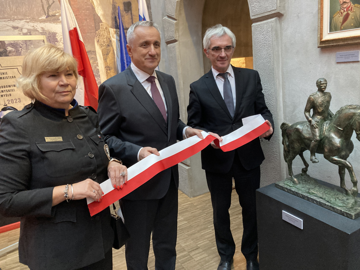 Poklon generalu Maistru tudi na Poljskem