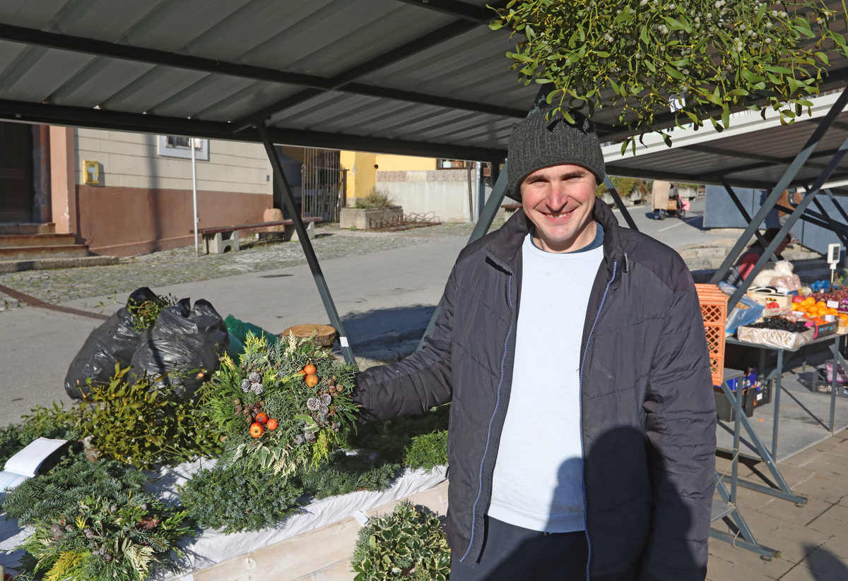 (FOTO) Cene na mariborski tržnici: Koliko stanejo venčki