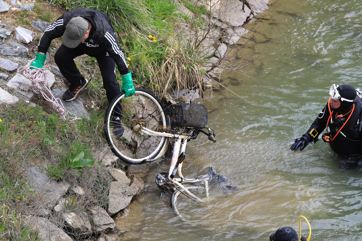(NAPOVEDNIK DOGODKOV) Velika čistilna akcija, koncerti, pogovori o knjigah
