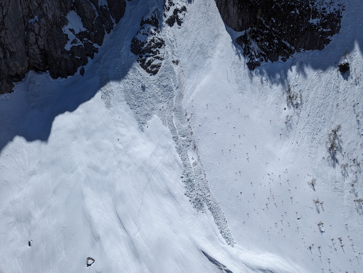 (FOTO) Pod snežnim plazom na območju Kranjske Gore umrl 30-letnik