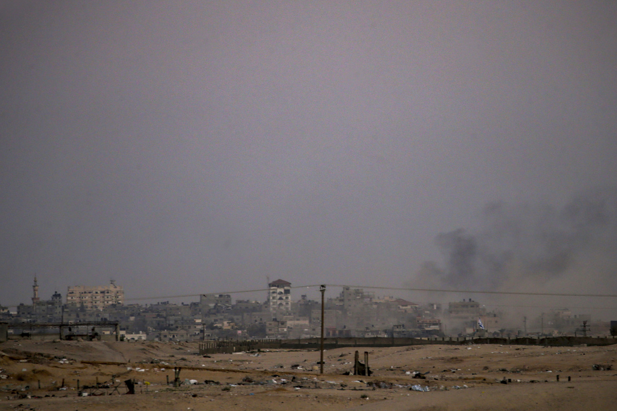 Vsa begunska zavetišča v Rafi po izraelskih napadih prazna, ministra grozita Netanjahuju, da bosta izstopila iz vlade