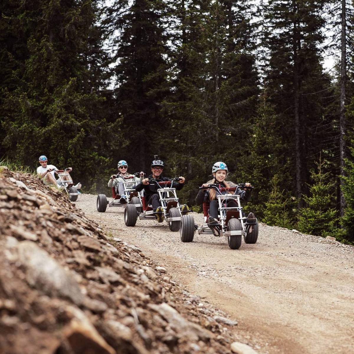 Novost na Mariborskem Pohorju: Od sobote vožnje z gorskimi trikolesniki