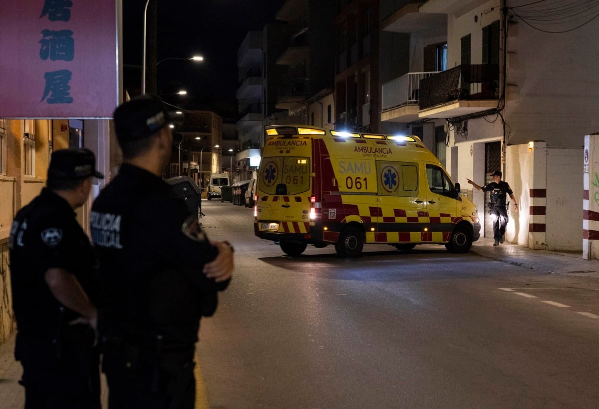 Tragedija v priljubljenem letovišču: Deklica padla iz 7. nadstropja in umrla, starša sta spala v sosednji sobi