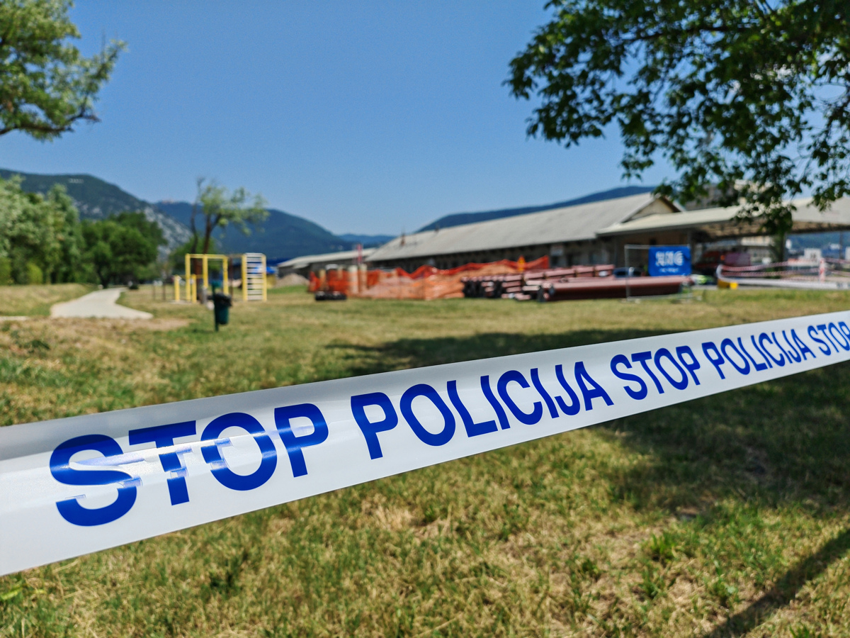 Pristojni zadovoljni s potekom deaktivacije bombe v Novi Gorici