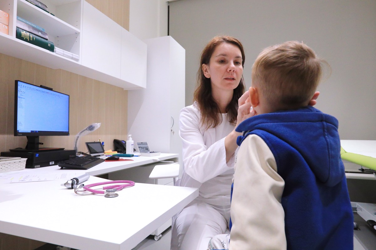 (FOTO) Dežurna ambulanta za otroke v Mariboru na novi lokaciji. Kako je bilo prvi večer?