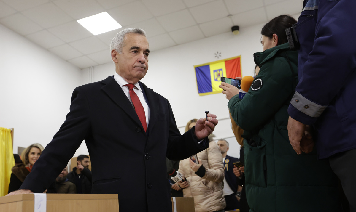 V Romuniji ustavno sodišče razveljavilo predsedniške volitve