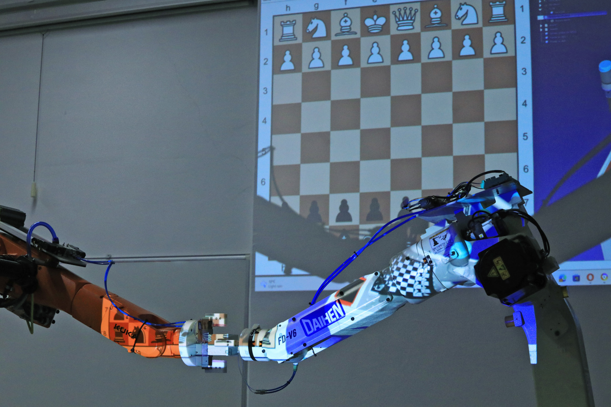 Dogodek na mariborski fakulteti: FERI povezuje!