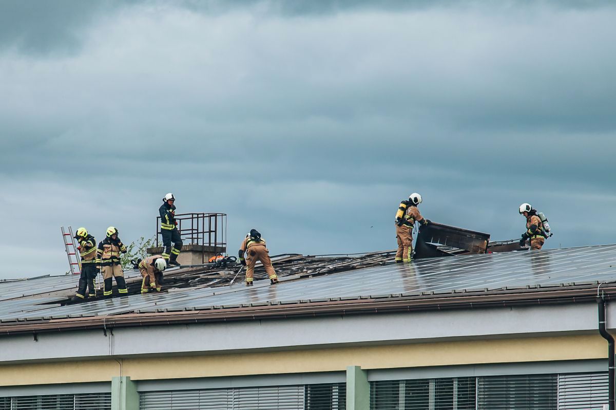 Evakuacija: Na Osnovni šoli Beltinci zagorela streha