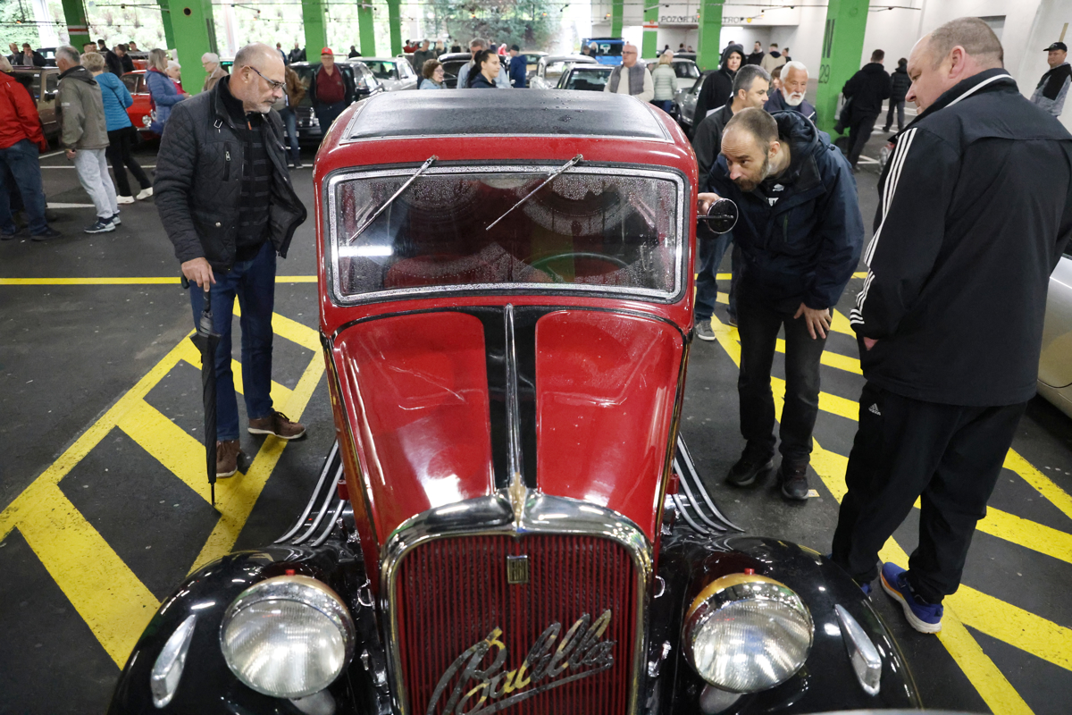 (FOTO) Prvi izvoz starodobnikov Veteran kluba Maribor: Najstarejši fiat balilla star 91 let, drugi niso zaostajali