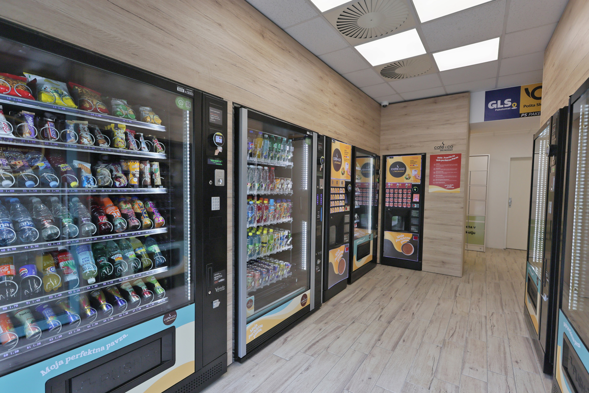 (FOTO) V Mariboru odprli prvi 24/7 lokal brez osebja