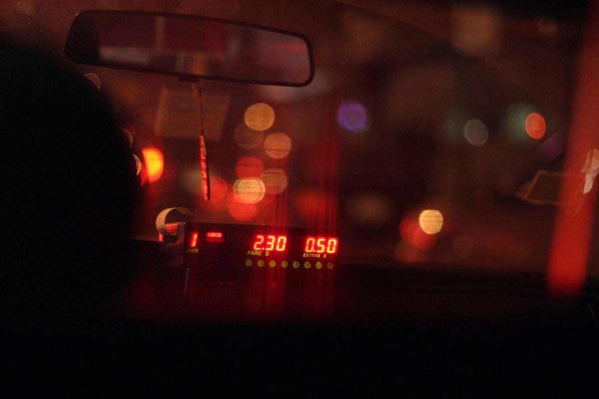 Grozljivo, taksist je omamljal in posiljeval ženske tako v taksiju kot na svojem domu