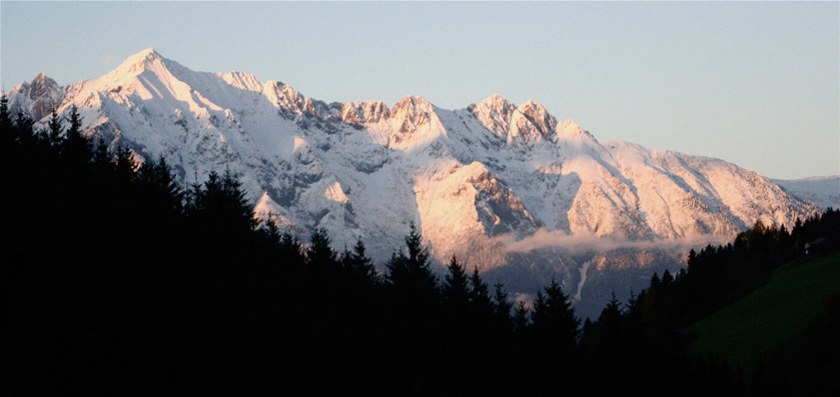 Niso se vrnili v dolino: Udar strele usoden za tri planince