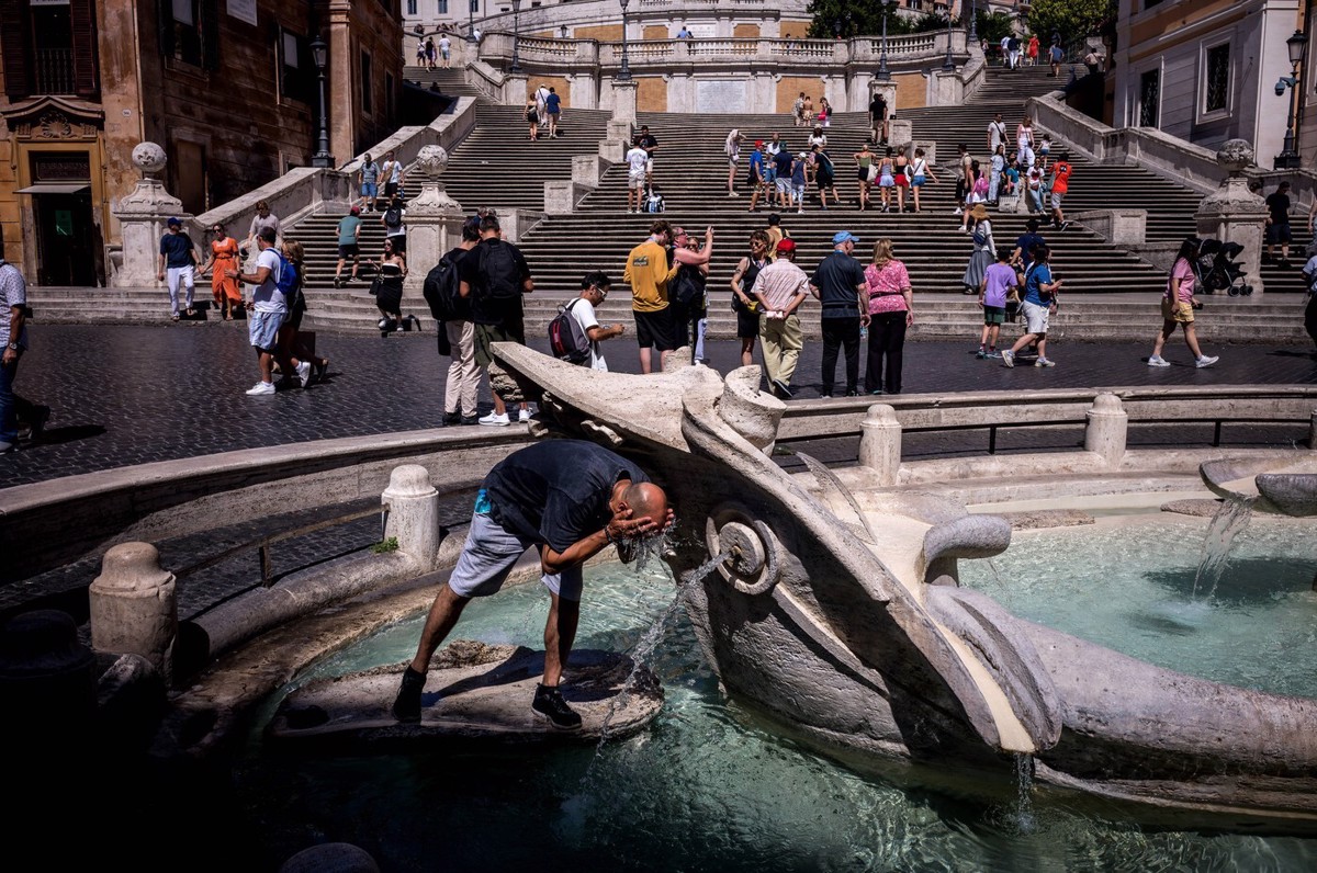 V Italiji zaradi temperatur okoli 37 stopinj za konec tedna izdali rdeče opozorilo