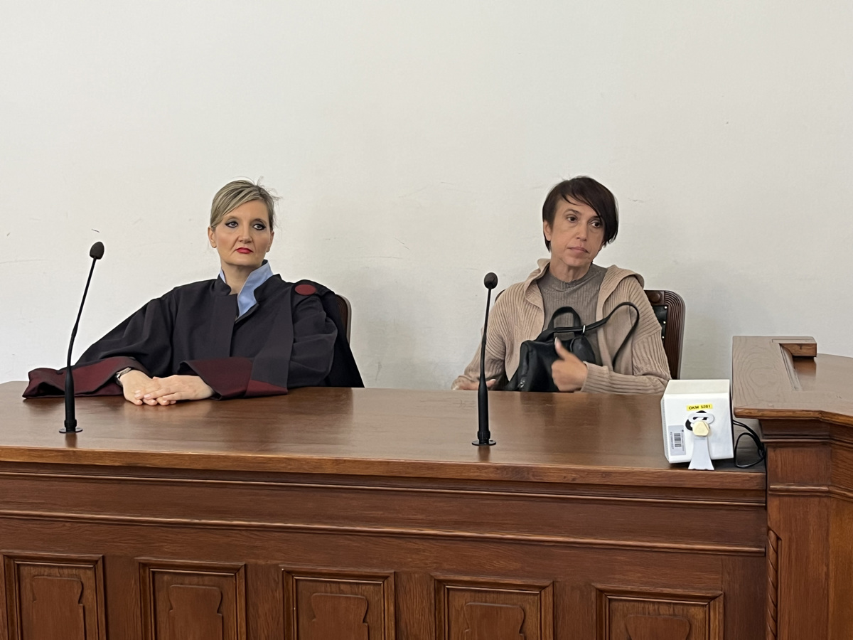 Kako bo o očitkih tožilstva zoper Ireno Tihec presodilo sodišče, bo znano jutri opoldne. 