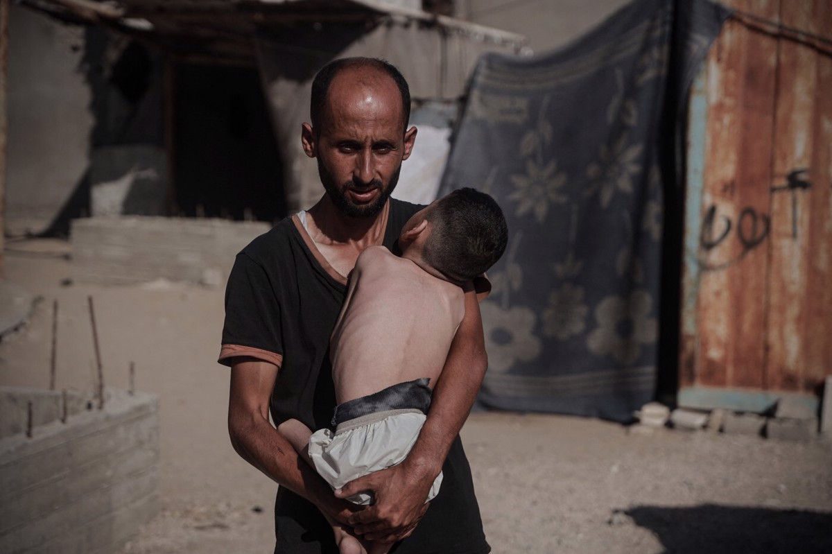 Trump ob stradanju v Gazi napovedal pomoč: "Radi bi nahranili otroke"