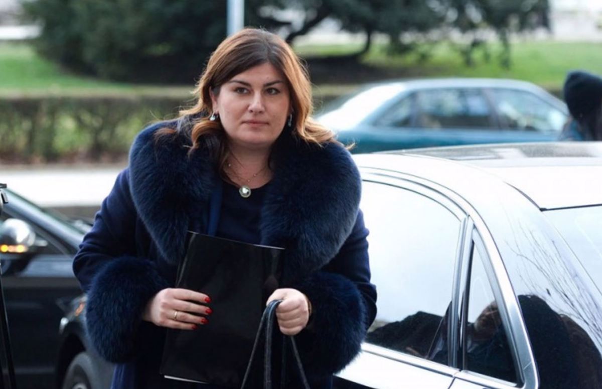 Nekdanja Plenkovićeva ministrica v zapor: Z evropskimi sredstvi je plačevala zasebne račune v restavracijah