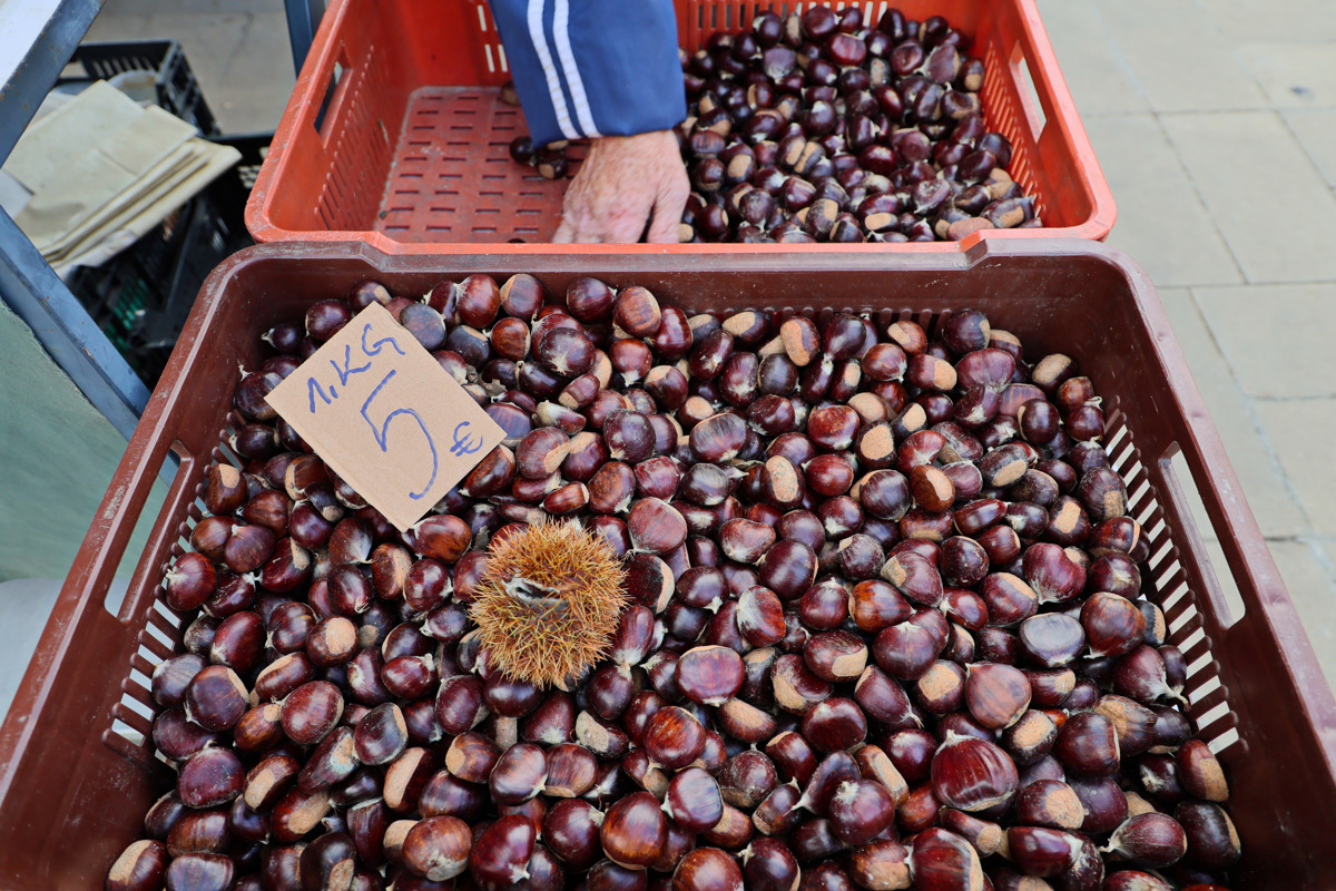 Cene na mariborski tržnici: Koliko stane kostanj?