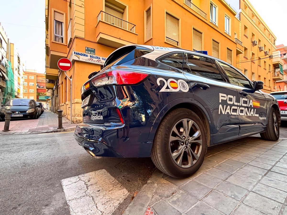 Nemška turista umrla v Španiji: Sosed opazil, da iz hiše odnašajo nekaj, kar se mu je zdelo kot truplo