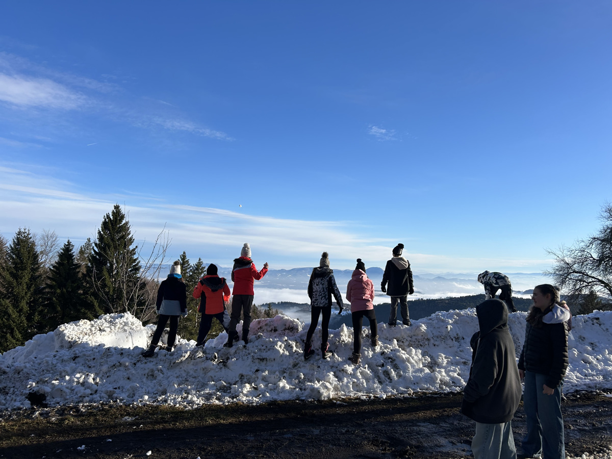 (FOTO) Poleg logike so nadarjeni otroci na Pohorju doživeli pravo zimsko počitniško pravljico