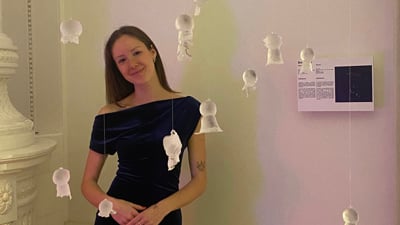 (FOTO) Živa Vaukan: Z oblikovanim nakitom je ljudem želela dati priložnost, da spoznajo steklo