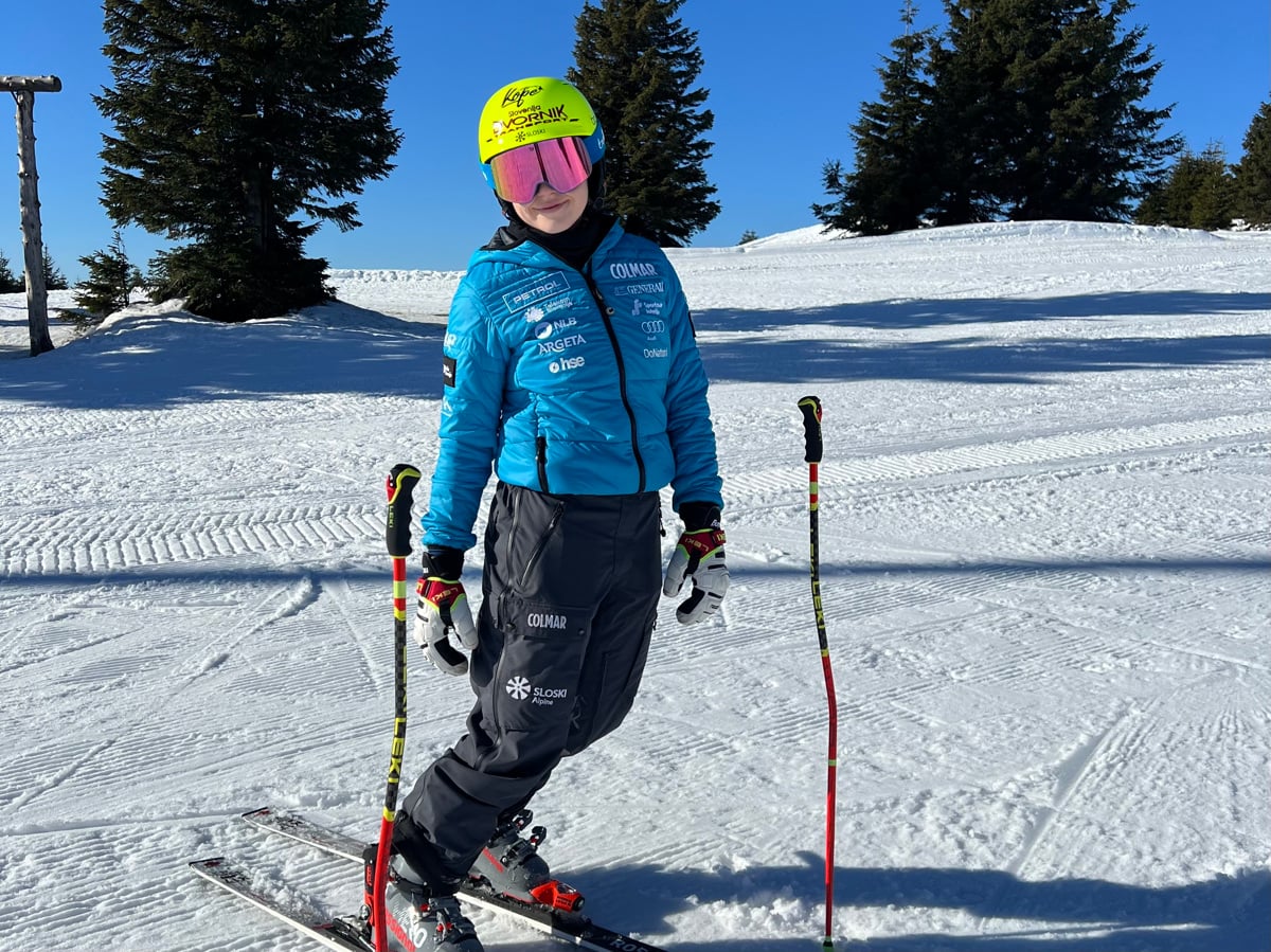 Po poškodbi trenira tudi na bližnjih Kopah, kjer ji nudijo dobre pogoje. 