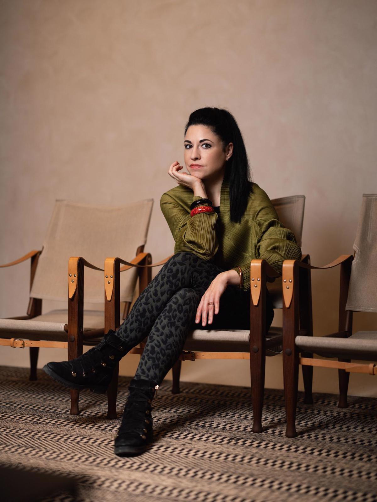 (INTERVJU) Jasmina Cibic: Kultura ni luksuz – je infrastruktura, ki omogoča demokratični imaginarij