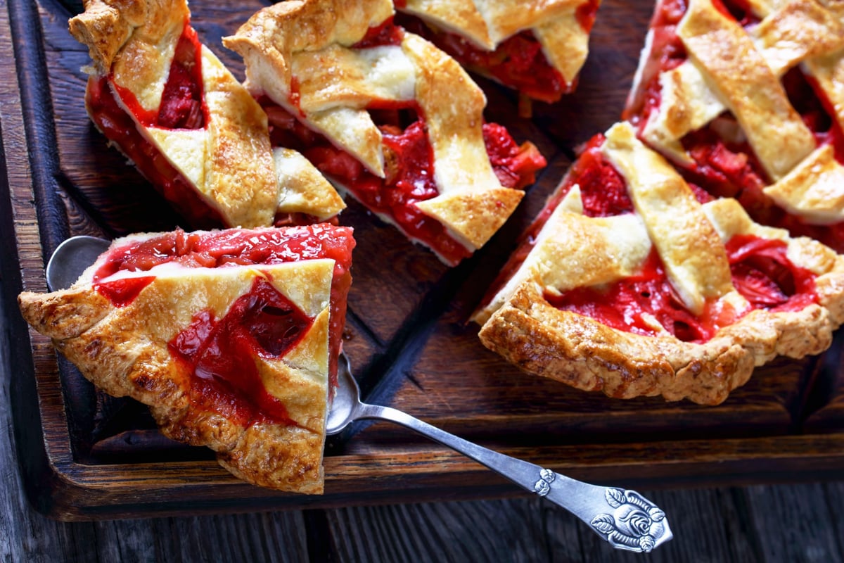 Pomladna pita z jagodami