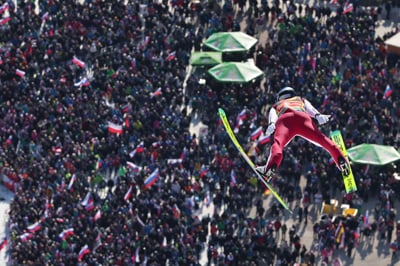 (FOTOGALERIJA) Poglejte, kako je videti razprodana Planica