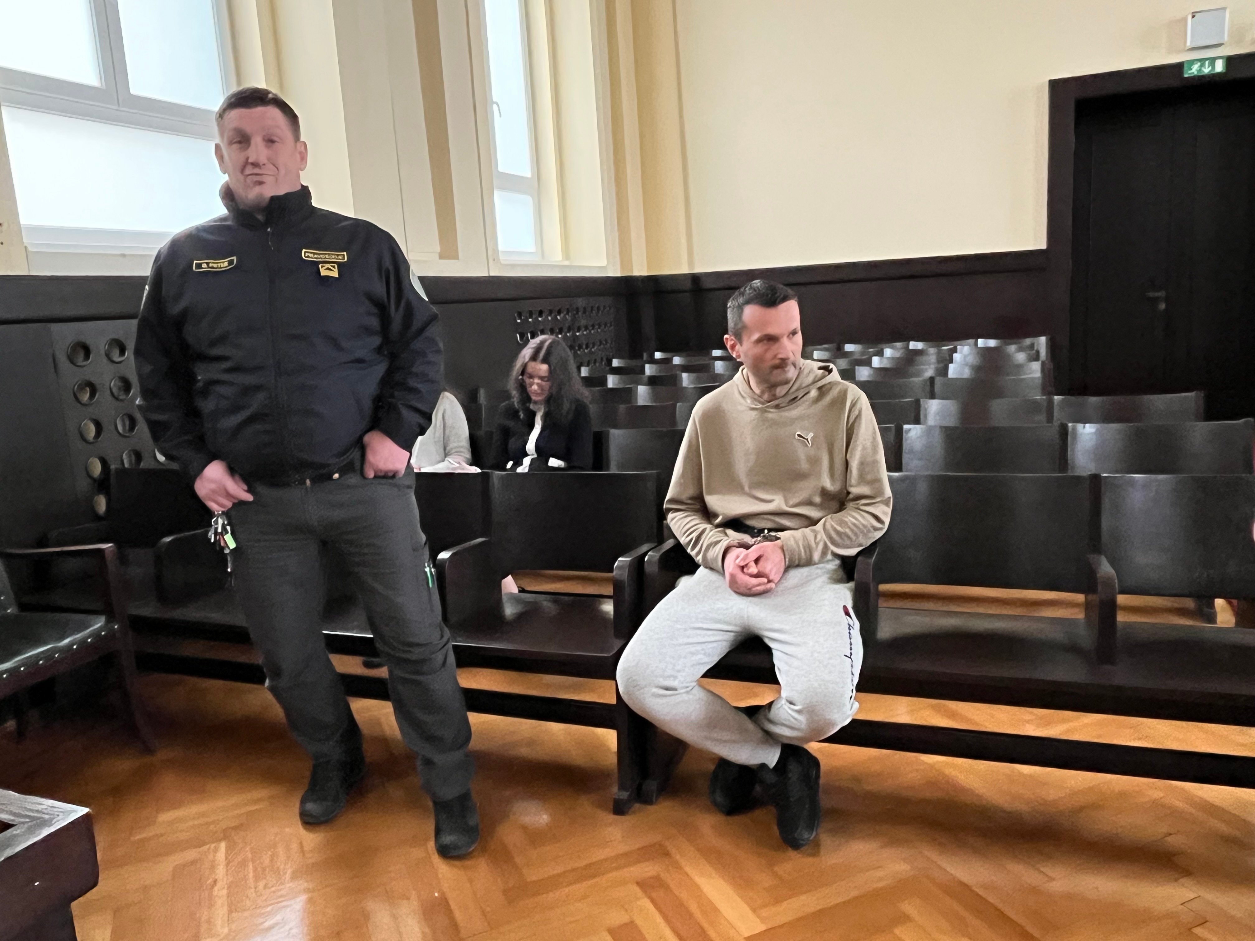 Cvijan Jeremić se je odpovedal vsem pravicam do pritožbe. 