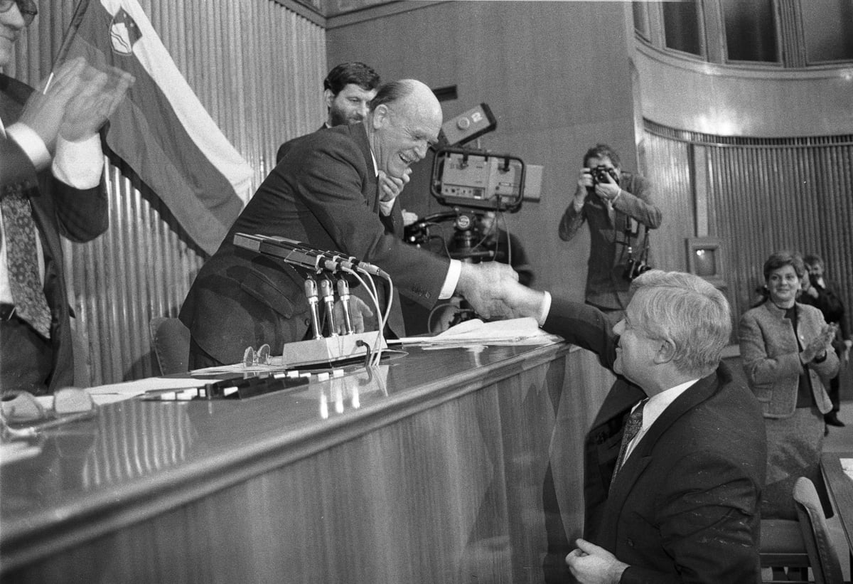 (ANALIZA) Od Bučarja do Stevanovića: Kako se je razvijala in spreminjala funkcija predsednika parlamenta skozi čas