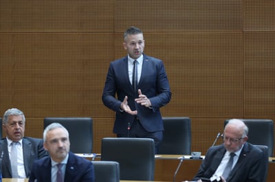 Reberšek: "Jaz grem v fitnes zaradi sebe, šef sindikata pa v sindikat zaradi plače"