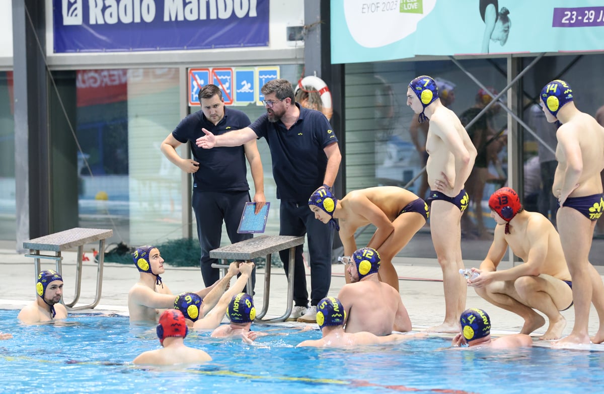 (FOTO) Mariborčani odločno korakajo proti lovoriki: Z visoko zmago do zaključne žoge