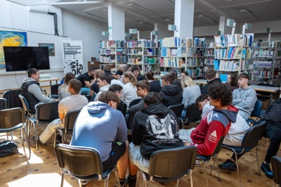 Mladi pod pritiskom digitalnega sveta: Na Srednji prometni šoli Maribor dan posvetili duševnemu zdravju