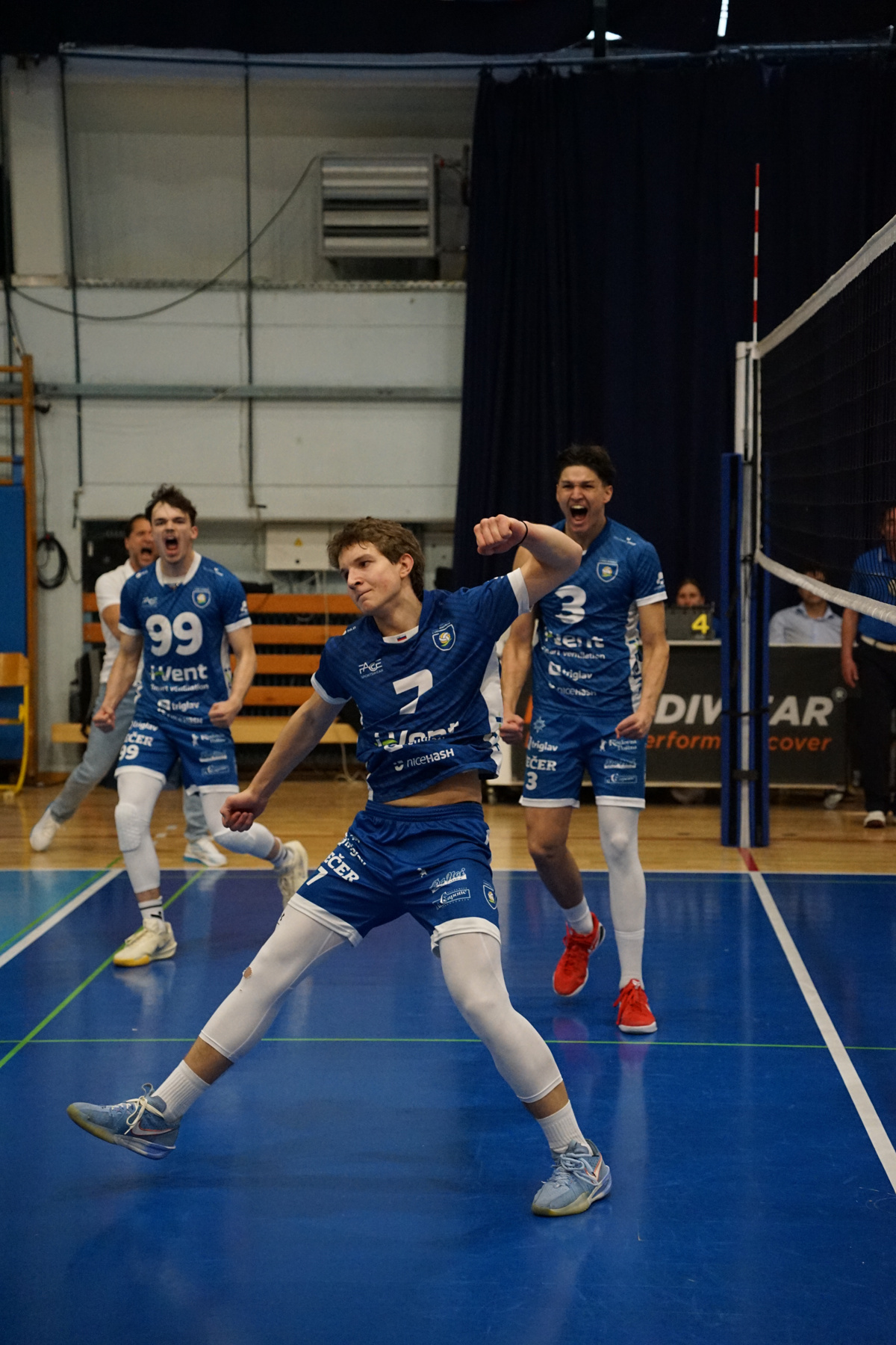 Mlada podajalca sta prihodnost i-Venta