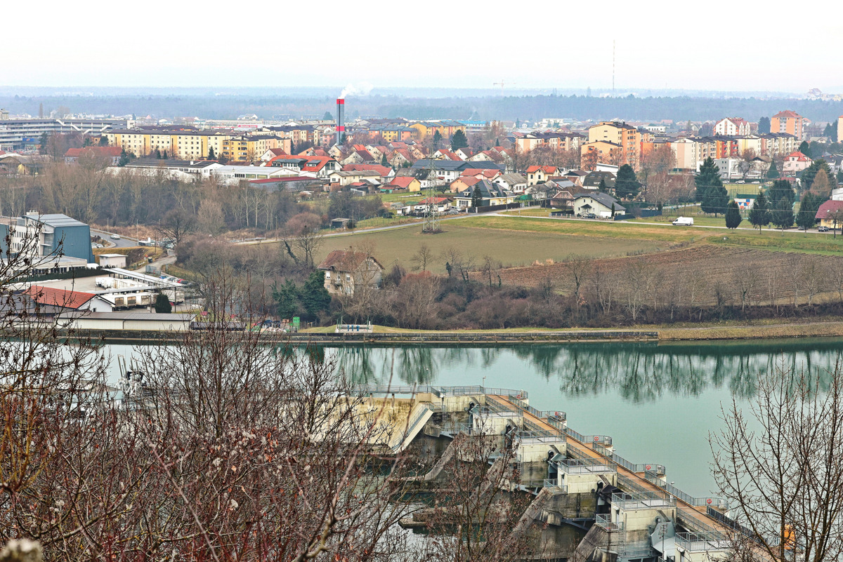 Pričakovati je, da bo nova koalicija naredila vse, da bo okrepila pozicije tudi po občinah in v občinskih svetih.