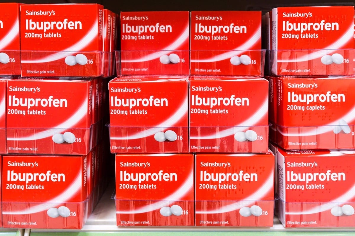 (ZDRAVJE) Ibuprofen za bolečine v sklepih - kaj morate vedeti?